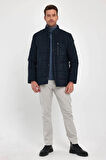 Erkek Lacivert Standart Fit Normal Kesim İçi Kürklü Dik Yaka Çıtçıt Detaylı Fermuarlı Kışlık Mont
