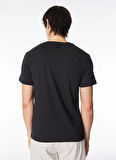 Bisiklet Yaka Önü Taşlı Yazılı %100 Pamuk Slim Fit Erkek T-shirt
