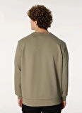 Bisiklet Yaka Sol Göğüs Üzeri Baskılı Erkek Sweatshirt