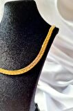 Çelik Gold Desenli Geçmeli Kolye