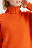 Kadın Tam Balıkçı Yaka Omuzu Saç Örgülü Yün Kazak Portakal