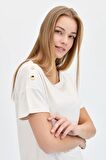 Kadın Sıfır Yaka Omuzları Düğmeli Tshirt Ekru