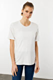 Kadın Sıfır Yaka Basic Penye T-shirt Ekru