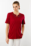 Kadın Açma Yaka Nakış İşlemeli Penye T-shirt Vişne