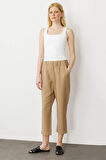 Kadın Beli Lastikli Yan Cepli Havuç Kesim Keten Pantolon Camel