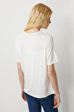 Kadın Sıfır Yaka Basic Penye T-shirt Ekru