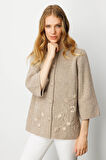 Kadın Dik Yaka Çiçek Desenli Kısa Yün Ceket K.Bej