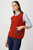 Kadın Sıfır Yaka Cebi ve Yakası Renkli Tığlamalı Yün Süveter K.Kiremit