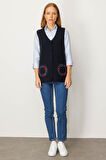 Kadın V Yaka Cebi Tığlamalı Yün Yelek K.Lacivert