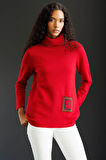 Kadın Degaje Yaka Cebi ve Yakası Tığlamalı Yün Kazak K.Kırmızı