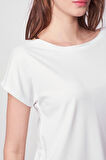 Kadın Kayık Yaka Düşük Omuzlu Kırışmaz Span Karışımlı Şık T-shirt Bluz-Krem