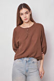 Kadın Keten Geniş Sıfır Yaka Yakası Düğmeli Kolları Lastikli Bluz -Kahve 