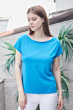 Kadın Kayık Yaka Düşük Omuzlu Kırışmaz Span Karışımlı Şık T-shirt Bluz-Mavi 