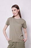 Kadın Sıfır Yaka Kırışmaz Span Karışımlı Şık Kısa Kol Likralı T-shirt Bluz-Haki 