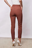 Kadın Yüksek Bel Yan Cepli Dar Paça Hafif Likralı Kumaş Pantolon-Taba