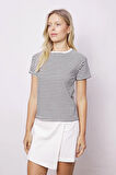 Kadın Likralı Çizgili Kaşkorse Sıfır Yaka Kısa Kol T-shirt Bluz-Beyaz Çizgi