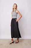 Kadın Baharlık Kumaş Maxi Boy Cepli Fermuar Detaylı Bİlek Boy Uzun Etek-Siyah