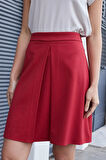 Kadın Yüksek Bel Hafif Likralı Kumaş Pilikaşeli Diz Boy Çan Etek-Kırmızı