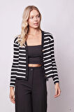 Kadın Çizgi Desenli Likralı Kaşkorse V Yaka Yanları Yırtmaçlı Uzun Hırka-Siyah Çizgi