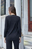 Kadın İpeksi Esnek Modal Kumaş V Yaka Uzun Kol Omuz Aksesuarlı Düğmeli Uzun Blazer Ceket-Siyah