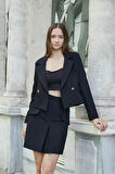 Kadın Hafif Esnek Kumaş Yakalı Cep Kapaklı Uzun Kol Düğmeli Blazer Ceket-Siyah