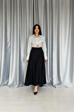 Siyah Yanları Büzgülü Uzun Etek