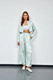 “Nok Love Signed” Saten Crop Gömlek Mint