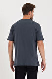 Erkek V Yaka Slim Fit T-Shirt