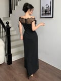 Kadın Göğüs Ve Yakası Dantel Detaylı Kayık Yaka Görünümlü Uzun Ithal Krep Elbise