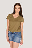 P-004954 - Kadın V Yaka Kısa Kollu Örme T-Shirt - HAKİ YEŞİL
