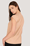 P-004932 - Kadın Kısa Kollu Yüksek Yaka Örme T-Shirt - TEN RENGİ