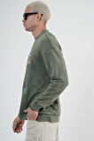 Bisiklet Yaka Yıkamalı Aplikeli Oversize Kalıp Sweatshirt