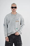 Bisiklet Yaka Yıkamalı Aplikeli Oversize Kalıp Sweatshirt