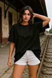 Kadın Siyah %100 Pamuk Oversize Basic Tişört – Rahat Kalıp Relaxed Bisiklet Yaka T-Shirt