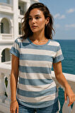 Kadın Mavi Beyaz Çizgili %100 Pamuk Bisiklet Yaka Tişört - Rahat Kesim Kısa Kollu Basic T-shirt