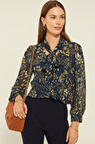Kadın Lacivert Şifon Bluz Gömlek – Fular Detaylı Desenli Model