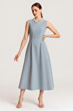 Kadın Açık Mavi Sıfır Kol Yuvarlak Yaka Elbise