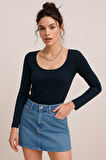 Kadın Lacivert U Yaka Uzun Kollu Bluz