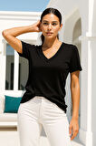 Kadın Siyah Viskon V Yaka Basic Kısa Kollu Tişört