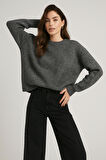 Kadın Antrasit Yumuşak Dokulu Basic Uzun Kollu Triko Kazak