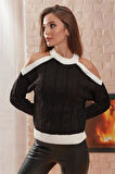 Omzu Dekolte Balıkçı Yaka Şerit Detaylı Siyah Kazak
