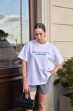 Bisiklet Yaka Yazılı Beyaz Kadın Oversize T-shirt