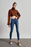 Kadın Koyu Mavi Düşük Bel Cep Ağzı Renkli Taşlı Skinny Jean 