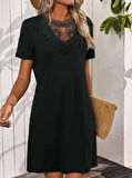Kadın Kısa Kollu Dantel Yakalı Kısa Viskon Elbise