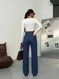 Kadın Çapraz Kapama Detaylı  Klasik Yıkama Salaş Kalıp Bol Paça Denim Pantolon