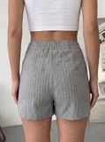 Çift Yırtmaçlı Mini Etek