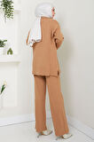 Yakası Fermuarlı Fitilli Triko Takım Camel HM2550
