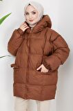 Kapşonlu Oversize Şişme Mont Kahverengi HM2314