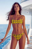 Akdeniz Gündoğumu ve Kılıç Balığı Desenli Premium Bandeau Bikini Üstü