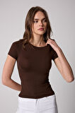 Kadın T-Shirt Likralı Slim Fit Kısa Kol Bisiklet Yaka Kahve Basic - 2503